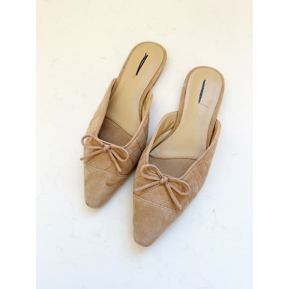 NWOB Ann Taylor Quilted Tan Suede Slide Pointed toe 8.5 - Picture 2 of 6